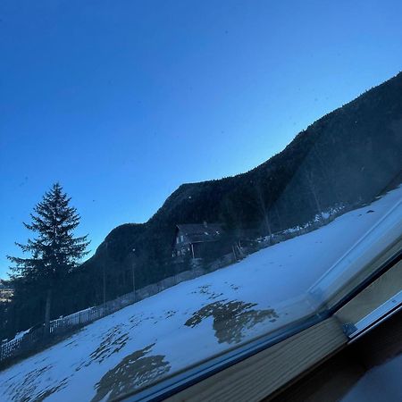 Pensiunea Hasmas Lacul Roşu Exterior foto