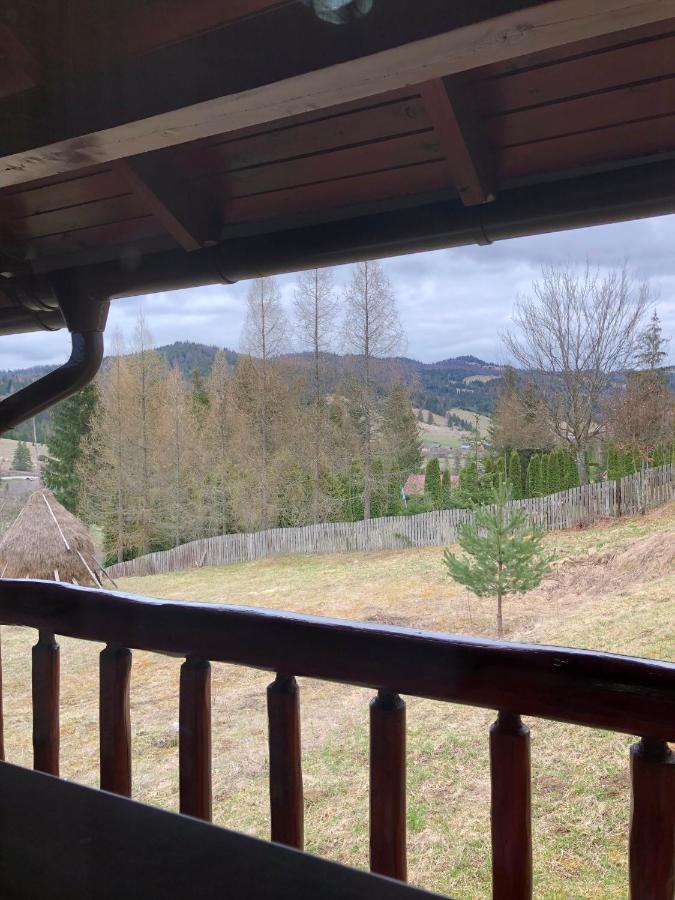 Pensiunea Hasmas Lacul Roşu Exterior foto