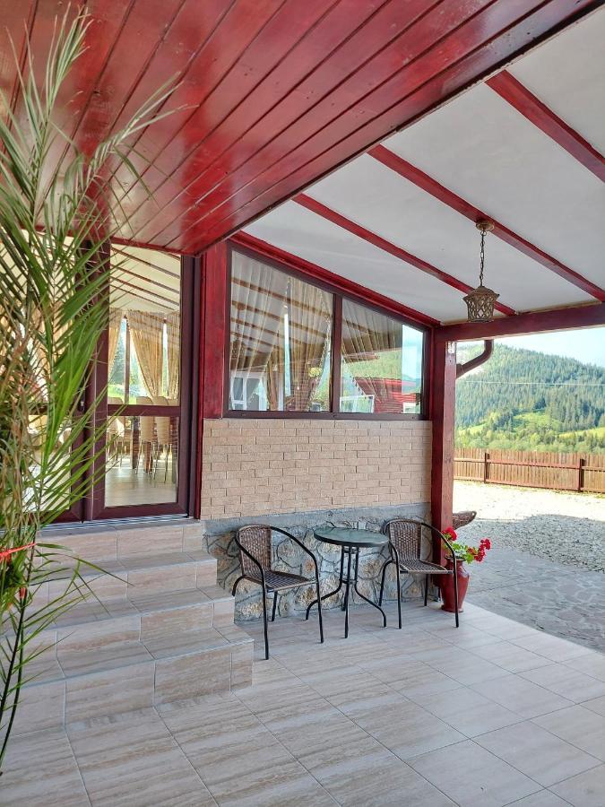 Pensiunea Hasmas Lacul Roşu Exterior foto