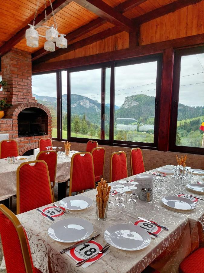 Pensiunea Hasmas Lacul Roşu Exterior foto